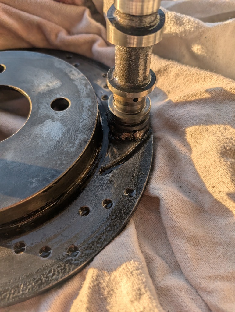 Clock made from car parts - Photo 3